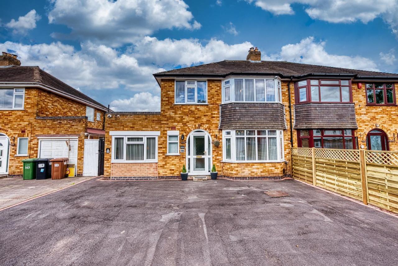Elegant 5 Bed House - Sleeps 9, Central Solihull, Nec, Jlr, Hs2, Resorts World, Airport Business And Leisure Stays, 외부 사진